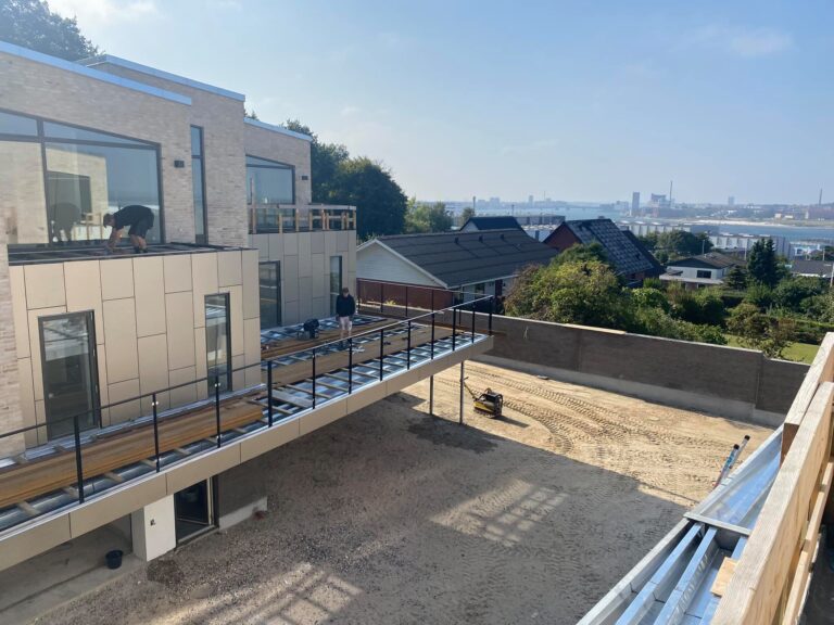 241190243 4483507201736839 5965539231613549774 N